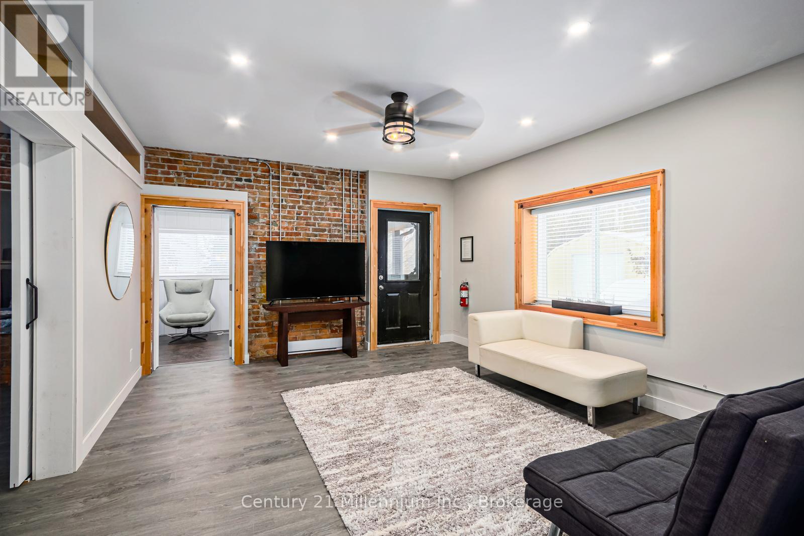 106 - 637 Hurontario Street, Collingwood, Ontario  L9Y 2N6 - Photo 8 - S11998844