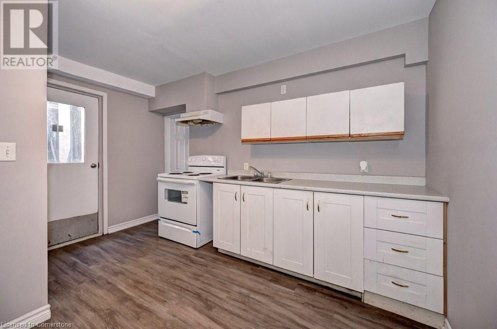 906 King Street E, Cambridge, Ontario  N3H 3P3 - Photo 11 - 40688344