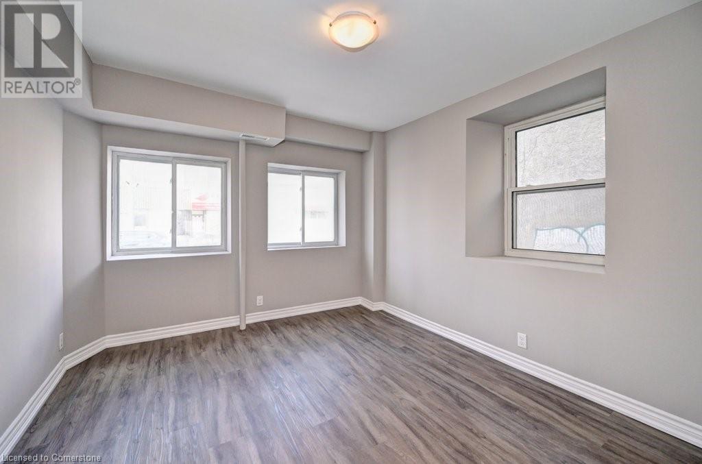 906 King Street E, Cambridge, Ontario  N3H 3P3 - Photo 20 - 40688344