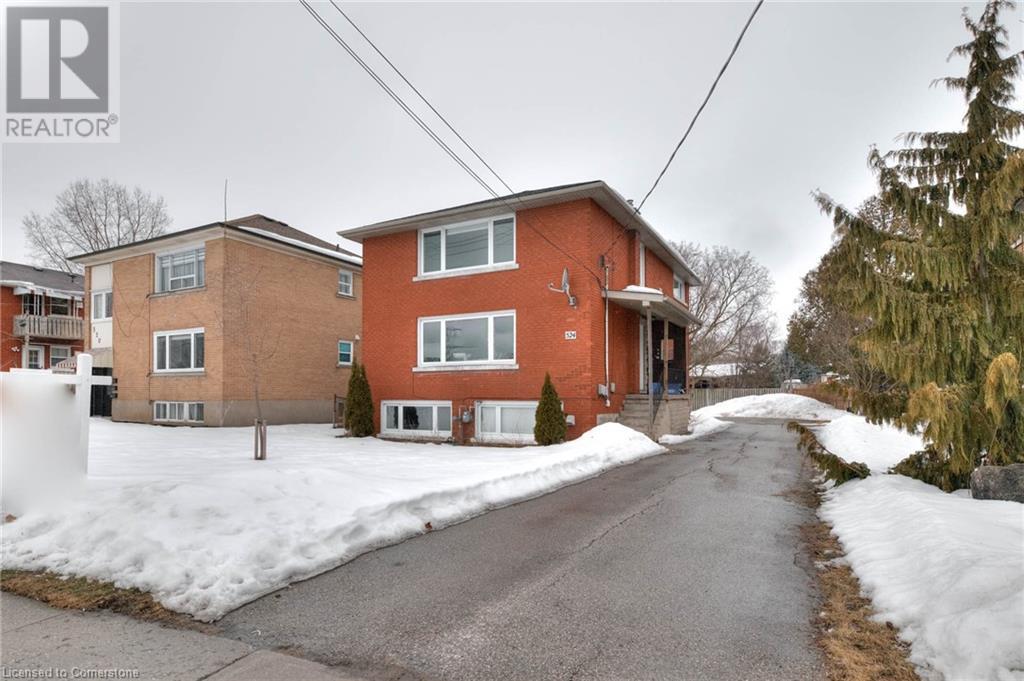 524 Krug Street, Kitchener, Ontario  N2B 1L6 - Photo 2 - 40703657