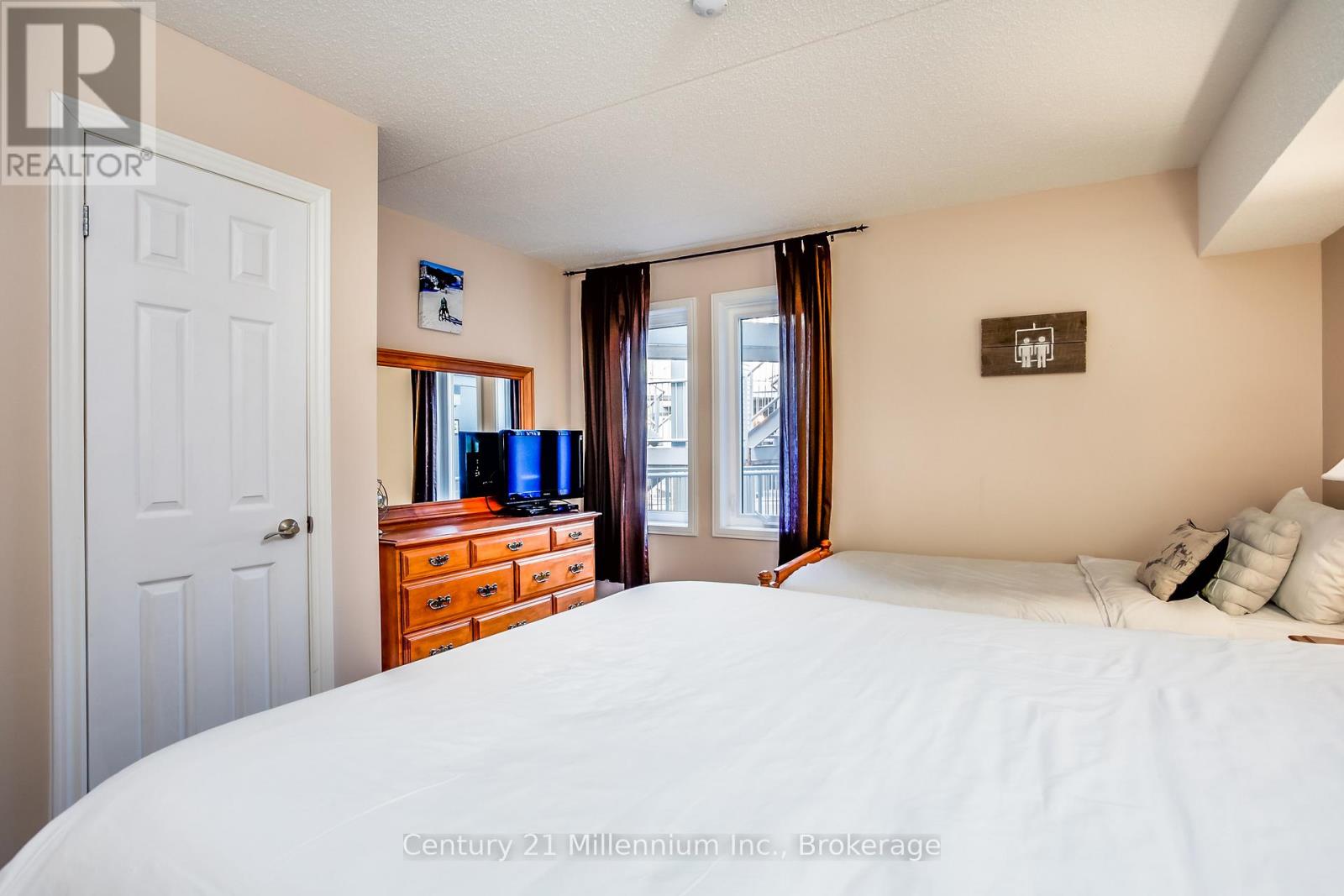 212 - 107 Ann Heggtveit Drive, Blue Mountains, Ontario  L9Y 0P7 - Photo 13 - X12002088