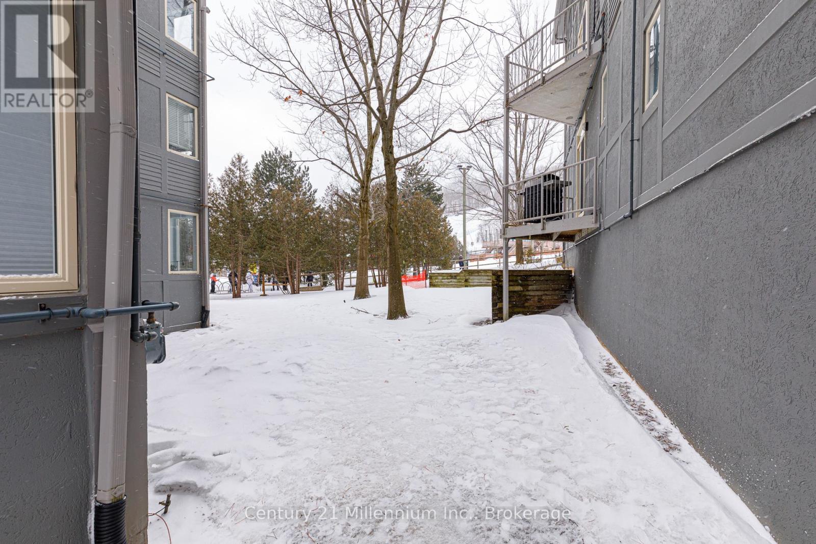 212 - 107 Ann Heggtveit Drive, Blue Mountains, Ontario  L9Y 0P7 - Photo 45 - X12002088