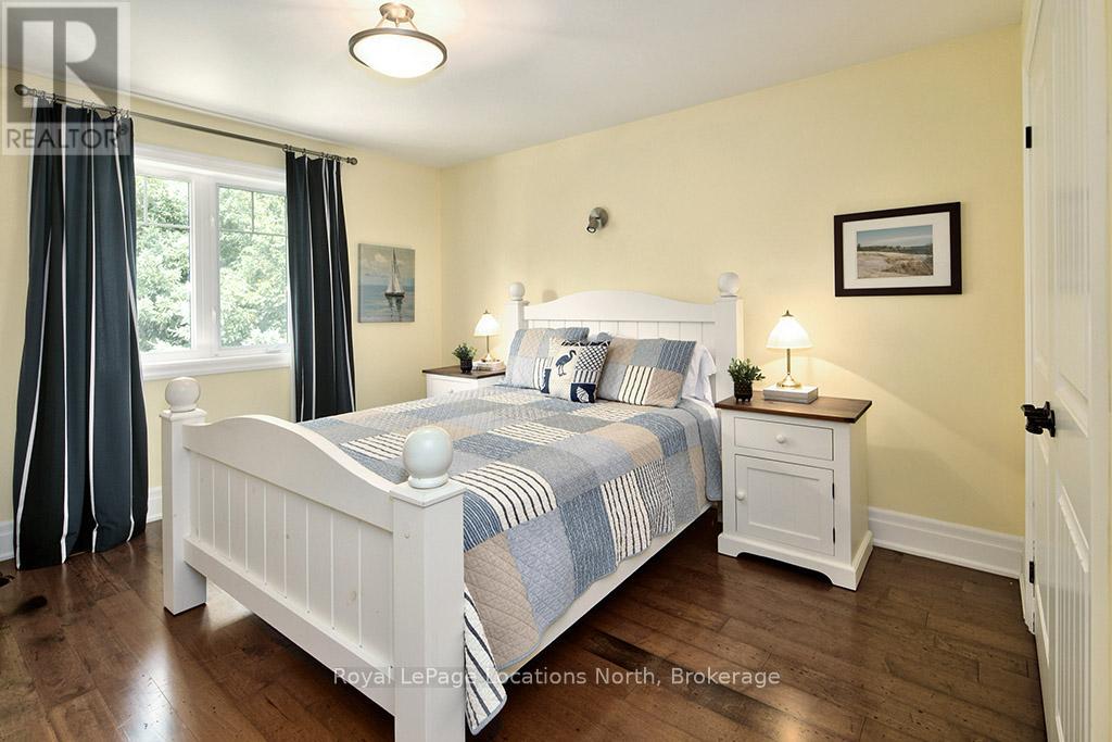 151 Rankins Crescent, Blue Mountains, Ontario  N0H 2P0 - Photo 20 - X12002580