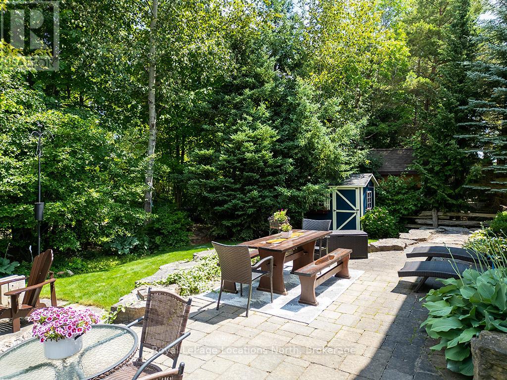 151 Rankins Crescent, Blue Mountains, Ontario  N0H 2P0 - Photo 33 - X12002580