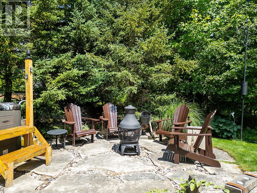 151 Rankins Crescent, Blue Mountains, Ontario  N0H 2P0 - Photo 34 - X12002580