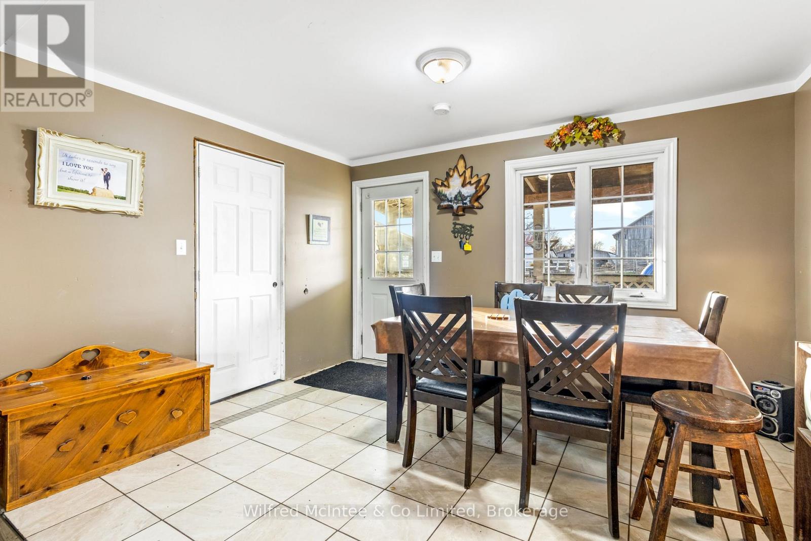 15339 6 Highway, Assiginack, Ontario  P0P 1N0 - Photo 11 - X12004344