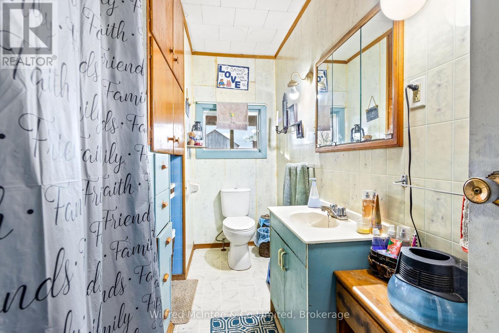 15339 6 Highway, Assiginack, Ontario  P0P 1N0 - Photo 15 - X12004344