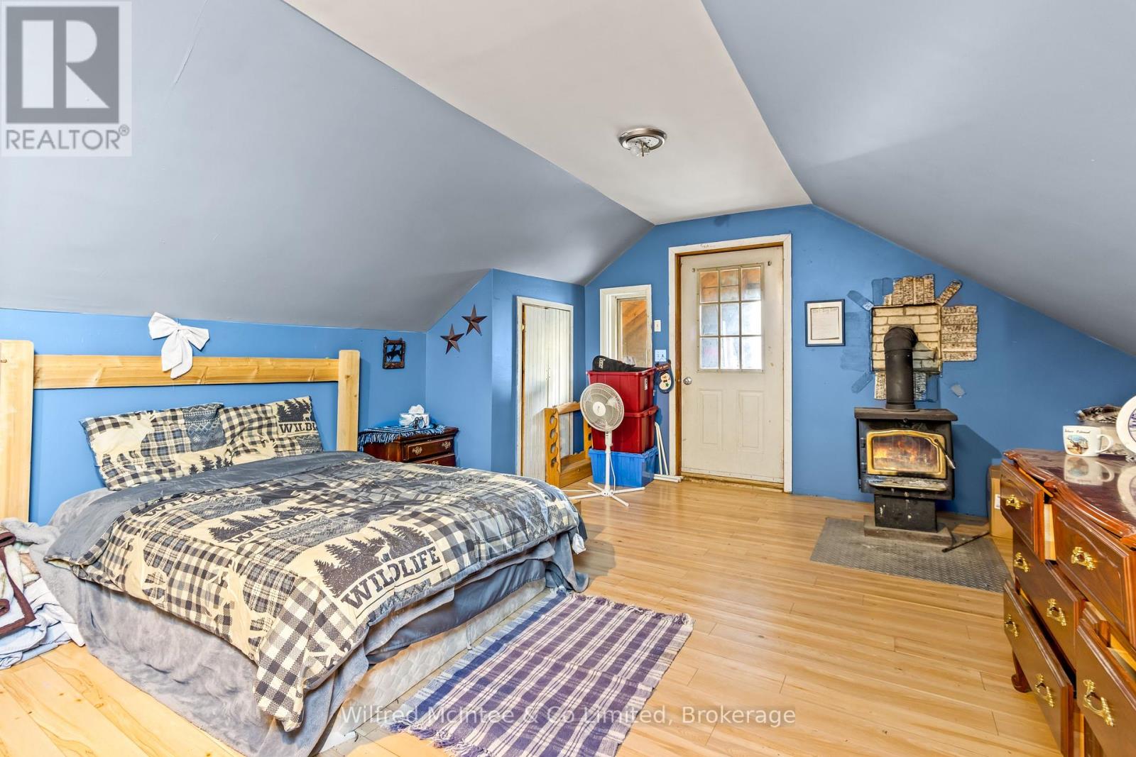 15339 6 Highway, Assiginack, Ontario  P0P 1N0 - Photo 17 - X12004344