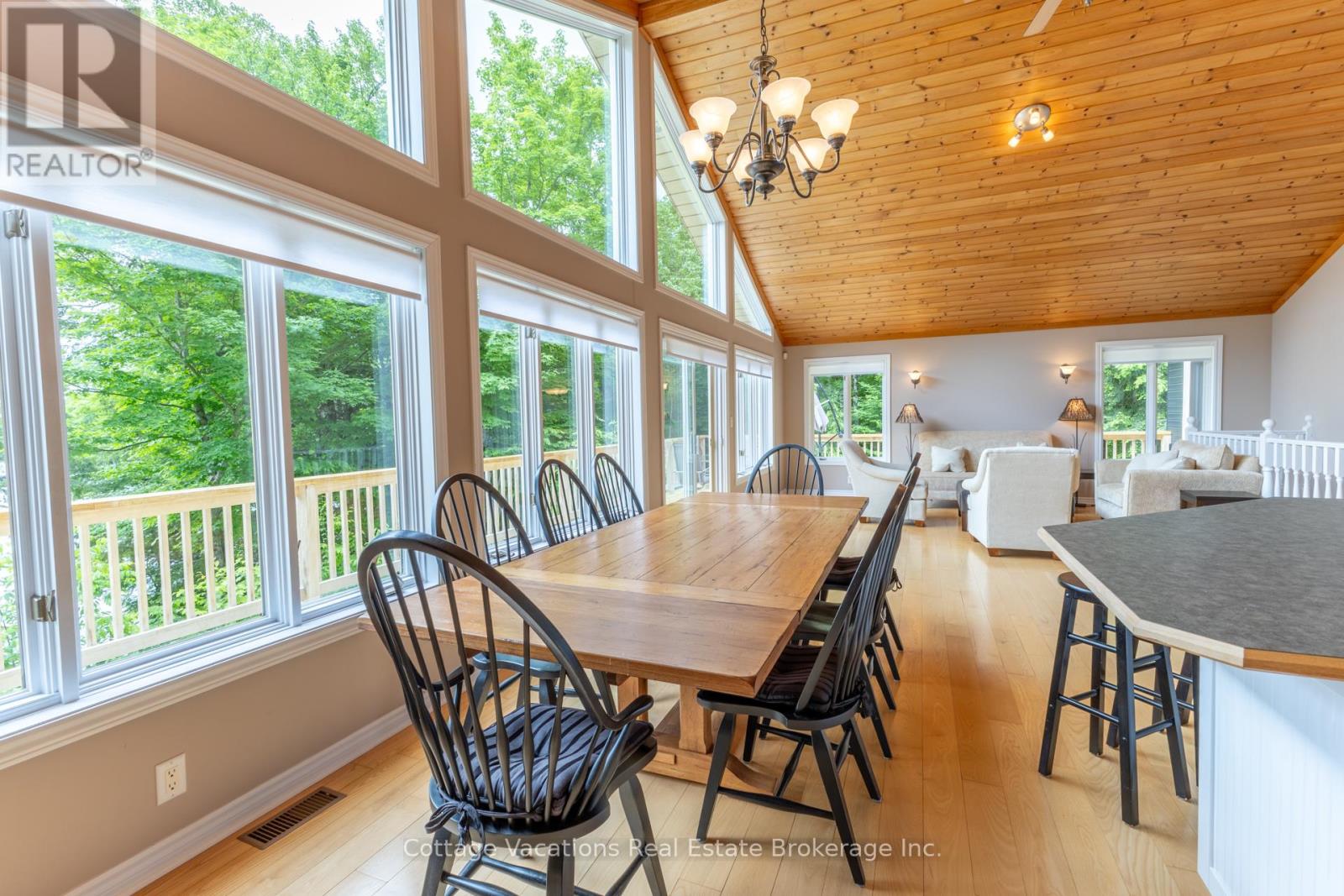26 Port Vernon Lane, Huntsville, Ontario  P1H 2J2 - Photo 12 - X12004947
