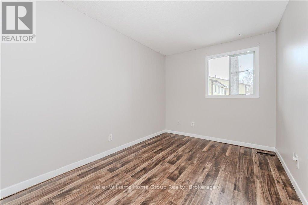 9 - 80 Churchill Street, Waterloo, Ontario  N2L 2X2 - Photo 12 - X12006548