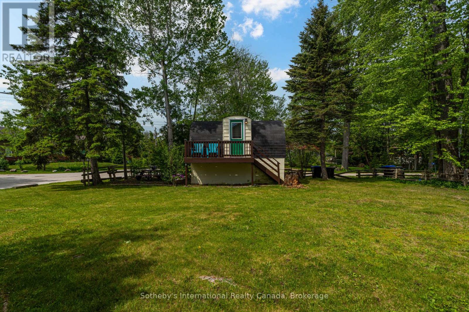16 William Avenue, Wasaga Beach, Ontario  L9Z 2X3 - Photo 41 - S12007061