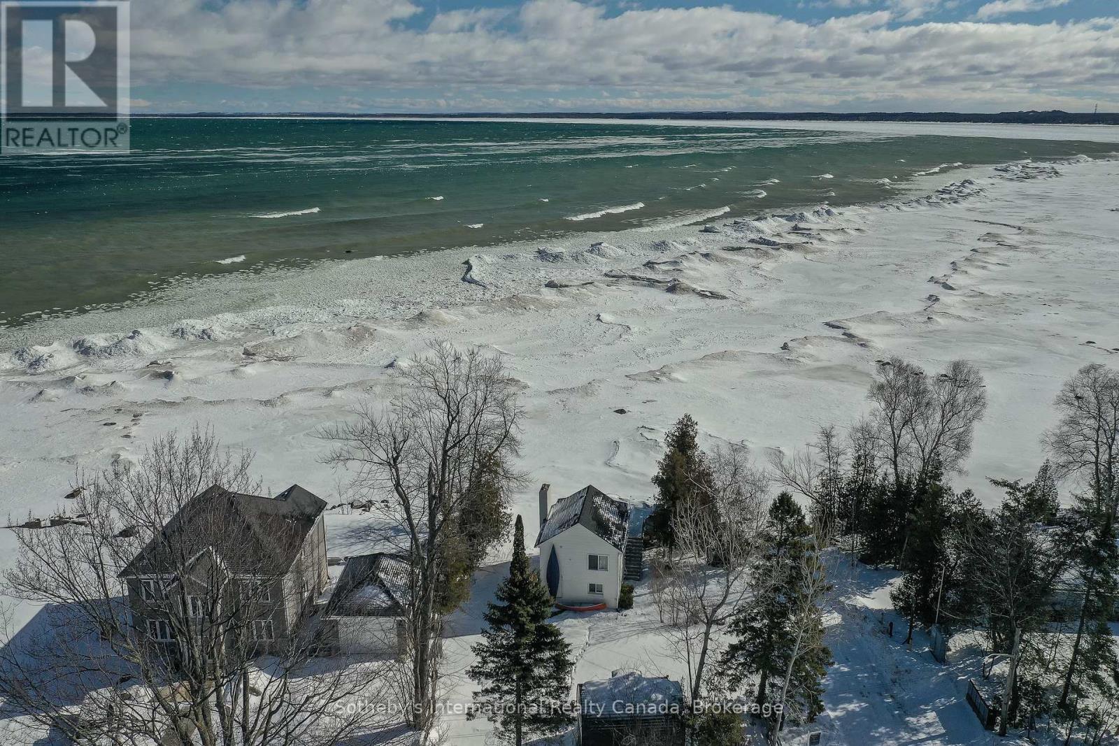 16 William Avenue, Wasaga Beach, Ontario  L9Z 2X3 - Photo 45 - S12007061