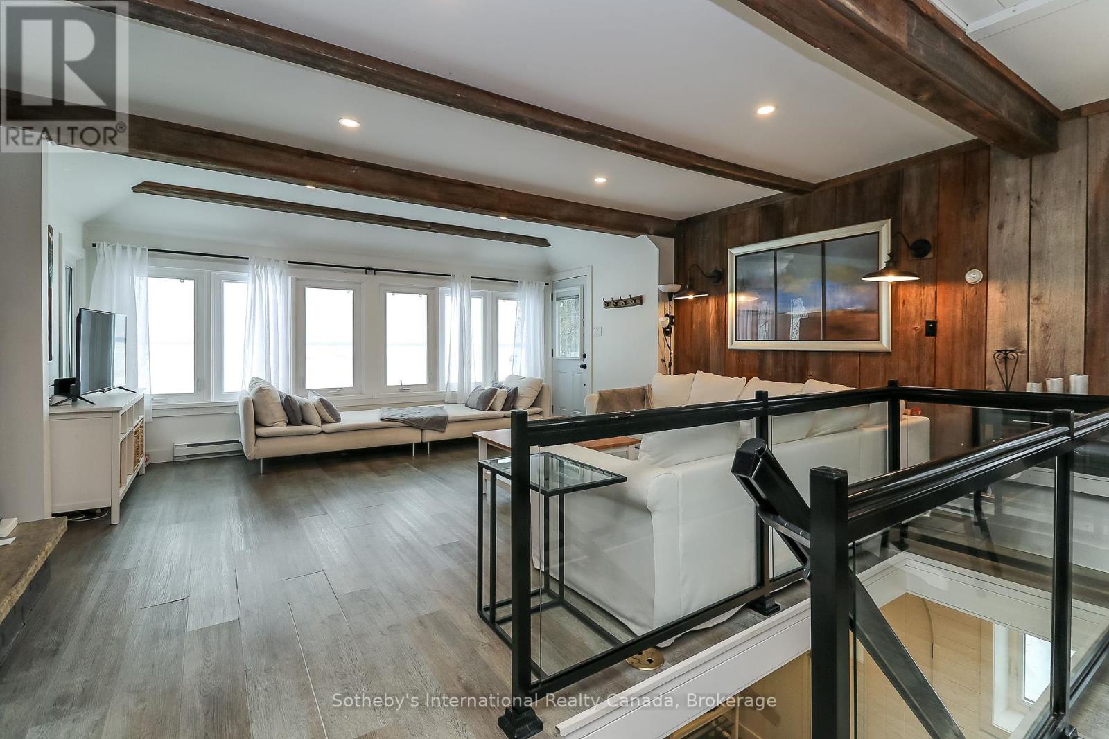 16 William Avenue, Wasaga Beach, Ontario  L9Z 2X3 - Photo 6 - S12007061