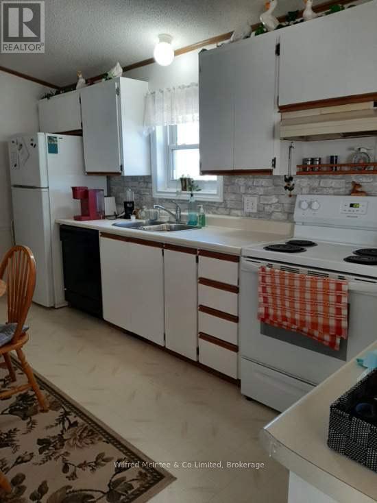 Unit 29 - 302694 Douglas Street, West Grey, Ontario  N0G 1R0 - Photo 13 - X12011300