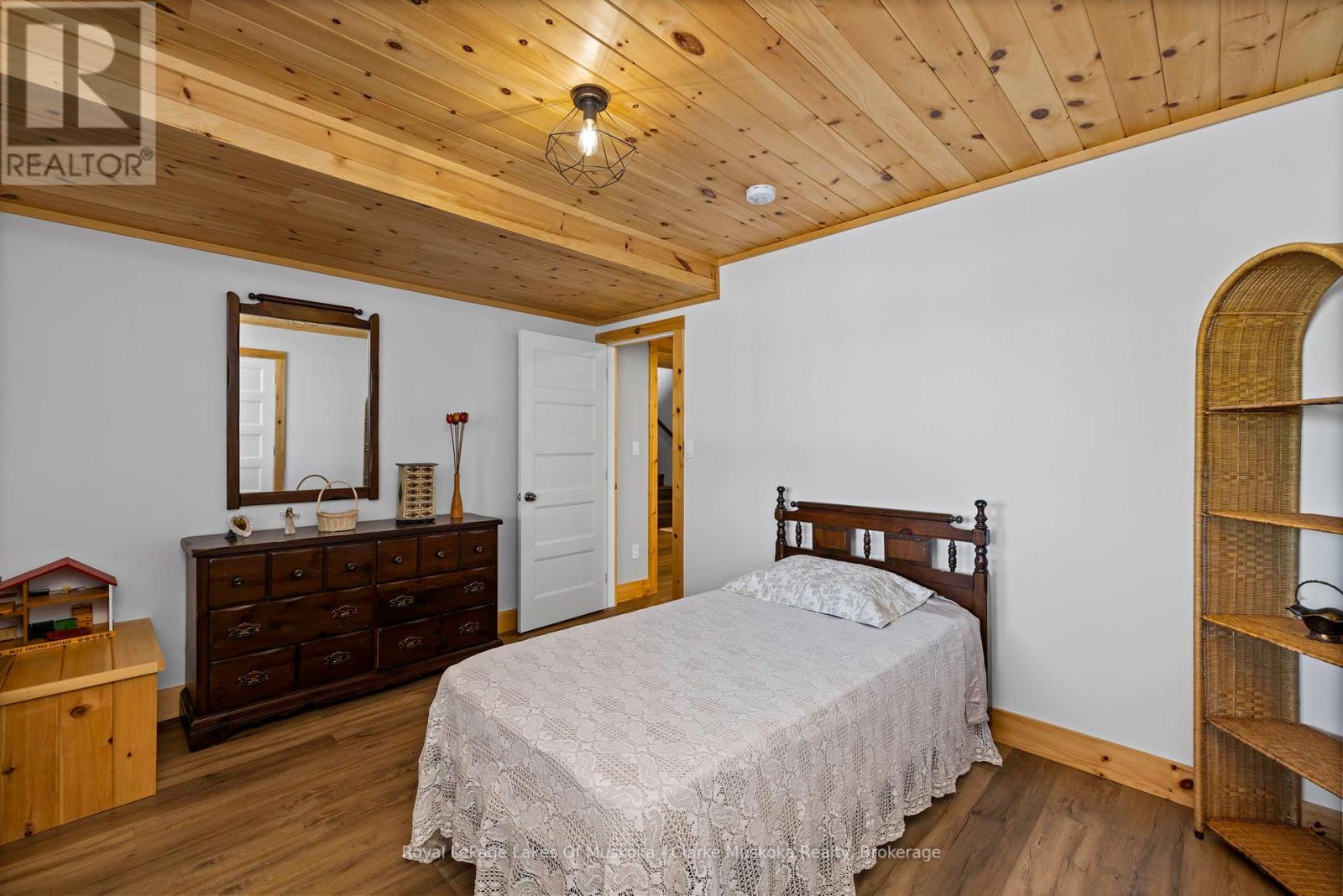202 Whites Falls Road, Georgian Bay, Ontario  L0K 1S0 - Photo 26 - X12013258