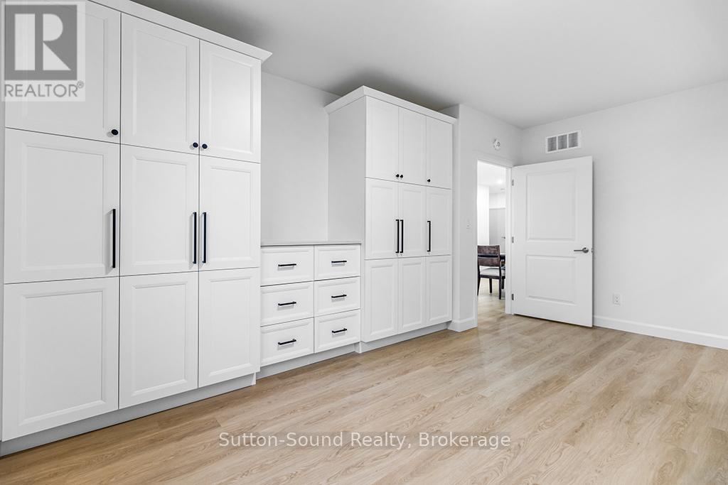 101 - 535 Isaac Street, South Bruce Peninsula, Ontario  N0H 2T0 - Photo 13 - X12013299