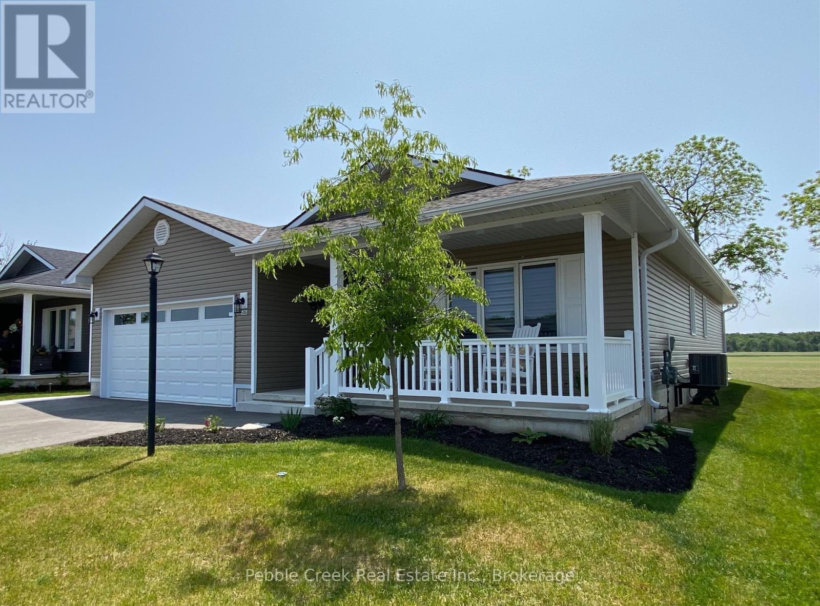 215 Lake Breeze Drive, Ashfield-Colborne-Wawanosh, Ontario  N7A 0C6 - Photo 37 - X12014778