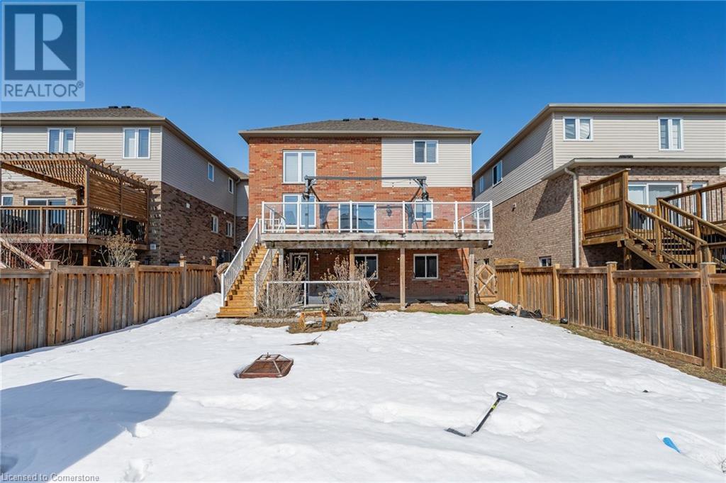 561 Thomas Slee Drive, Kitchener, Ontario  N2P 2Y7 - Photo 34 - 40706310