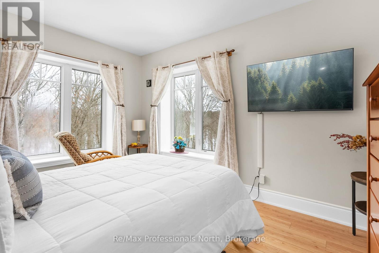402 - 391 James Street W, Gravenhurst, Ontario  P1P 0A5 - Photo 15 - X12019583