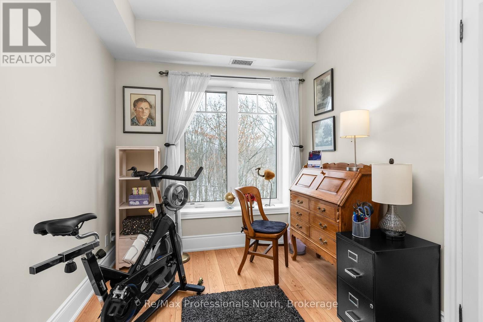 402 - 391 James Street W, Gravenhurst, Ontario  P1P 0A5 - Photo 22 - X12019583
