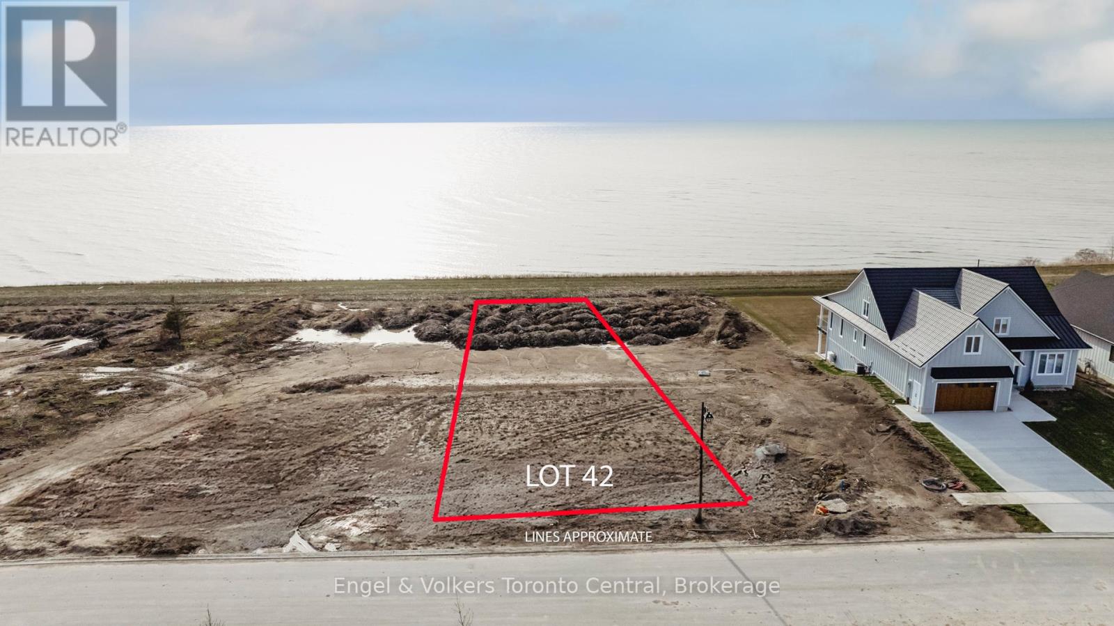 468 Coast Drive, Goderich, Ontario  N7A 0C3 - Photo 1 - X12020311