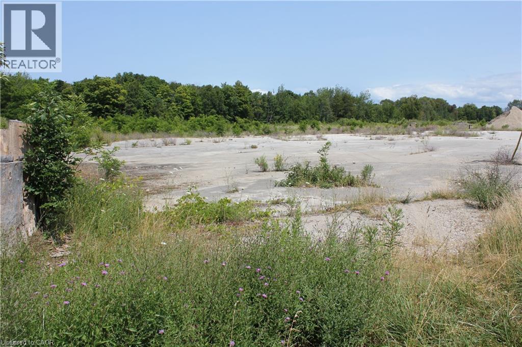 701 Main St Street E, Sauble Beach, Ontario  N0H 2G0 - Photo 15 - 40706924