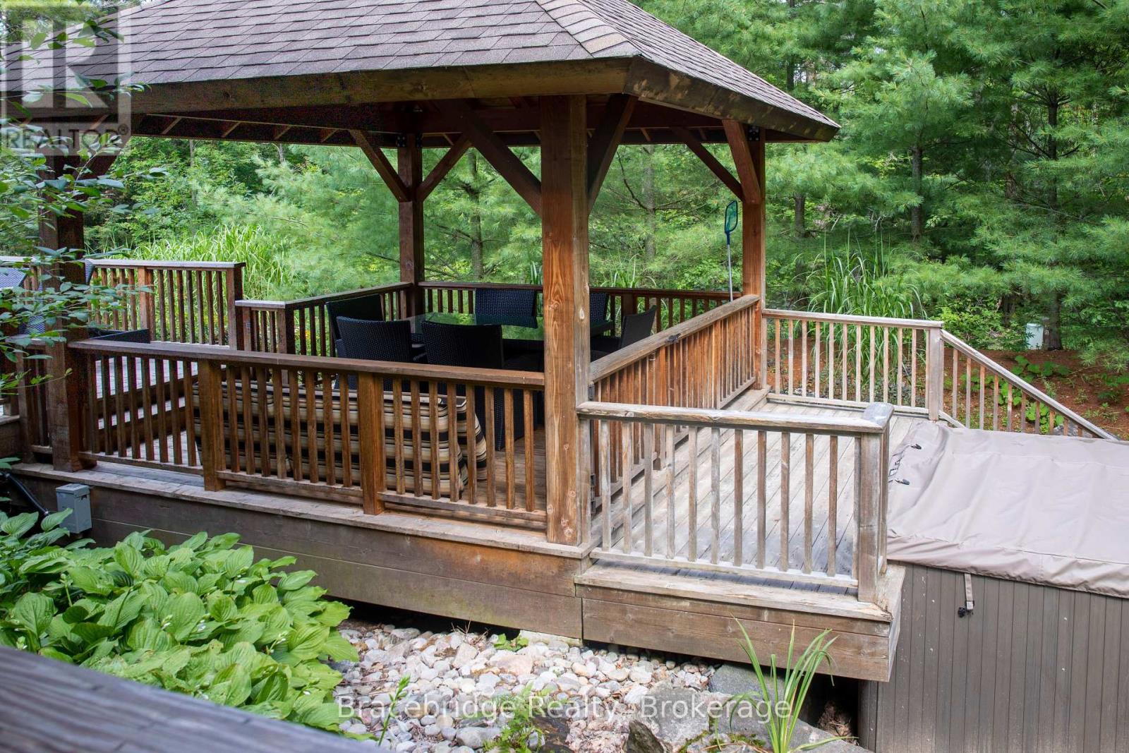 Sandfield 9 W9 - 3876 Muskoka Rd Hwy 118 W, Muskoka Lakes, Ontario  P0B 1J0 - Photo 4 - X12027703