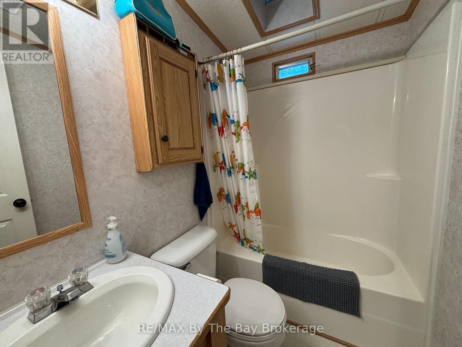 154 - 85 Theme Park Drive, Wasaga Beach, Ontario  L9Z 1X7 - Photo 28 - S12027880