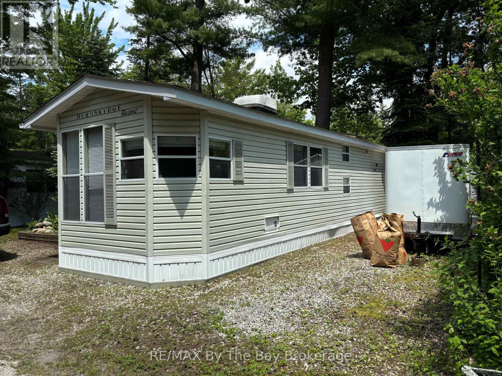 154 - 85 Theme Park Drive, Wasaga Beach, Ontario  L9Z 1X7 - Photo 7 - S12027880