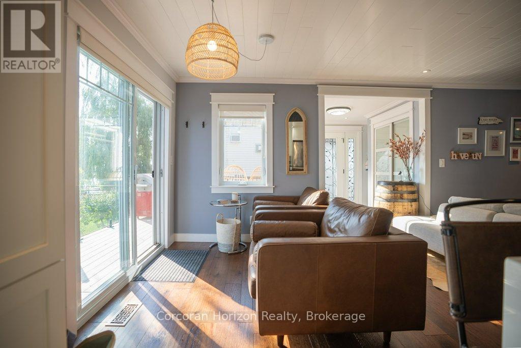 280 Robins Point Road, Tay, Ontario  L0K 2A0 - Photo 23 - S12028117