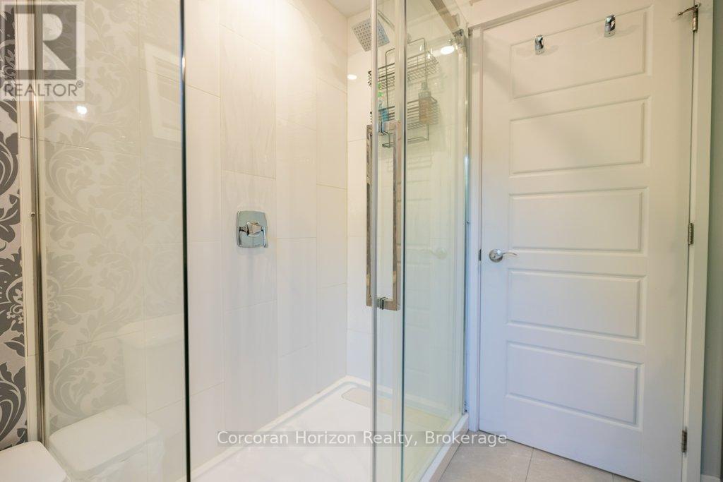 280 Robins Point Road, Tay, Ontario  L0K 2A0 - Photo 26 - S12028117