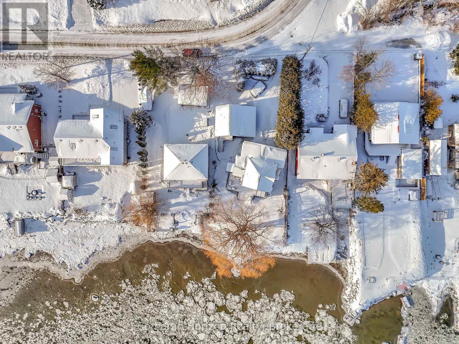 280 Robins Point Road, Tay, Ontario  L0K 2A0 - Photo 33 - S12028117