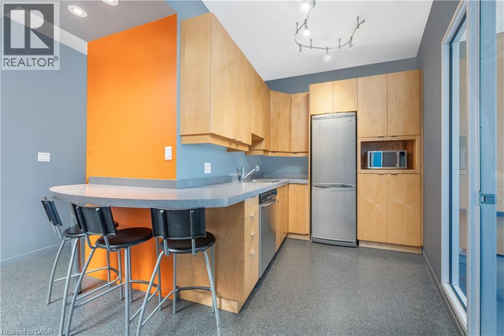 48 James Street, St. Catharines, Ontario  L2R 5B8 - Photo 2 - 40707923