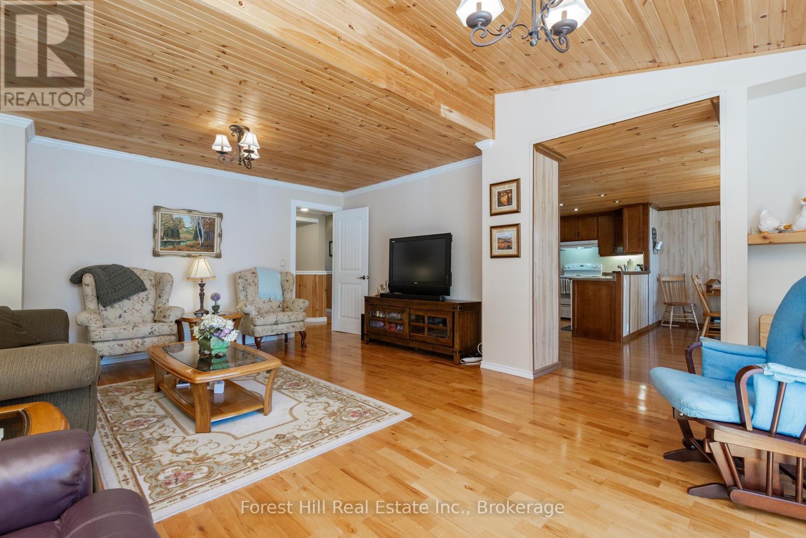 119 Old Stage Road, Parry Sound Remote Area, Ontario  P0H 1A0 - Photo 22 - X12030056