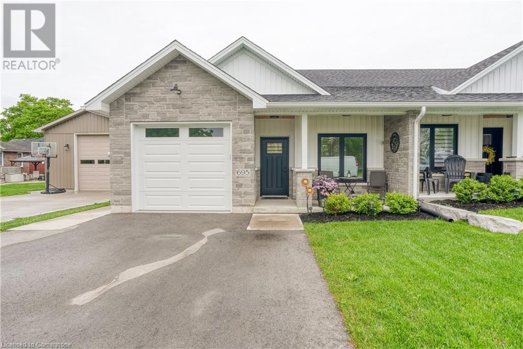 695 Yonge Street, Palmerston, Ontario  N0G 2P0 - Photo 1 - 40703779