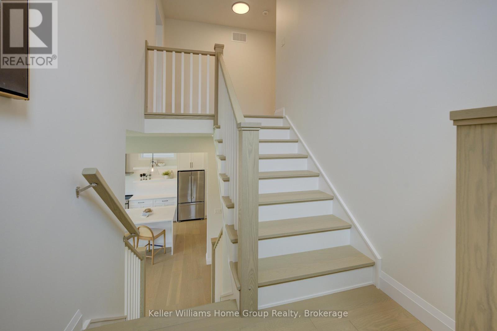 210 Carrington Drive, Guelph, Ontario  N1G 0G9 - Photo 24 - X12033658