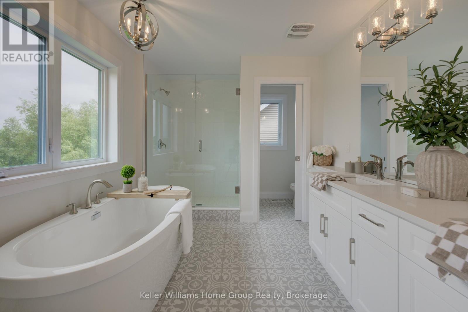 210 Carrington Drive, Guelph, Ontario  N1G 0G9 - Photo 30 - X12033658