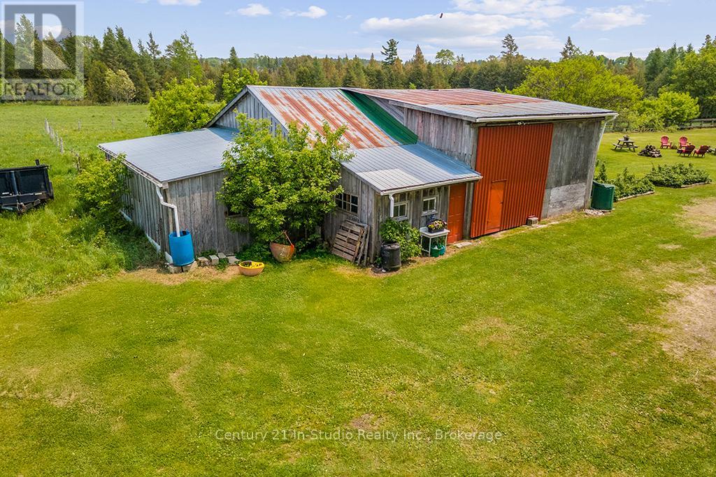 381103 Concession Road 4 Ndr, West Grey, Ontario  N4N 3B9 - Photo 6 - X12033764