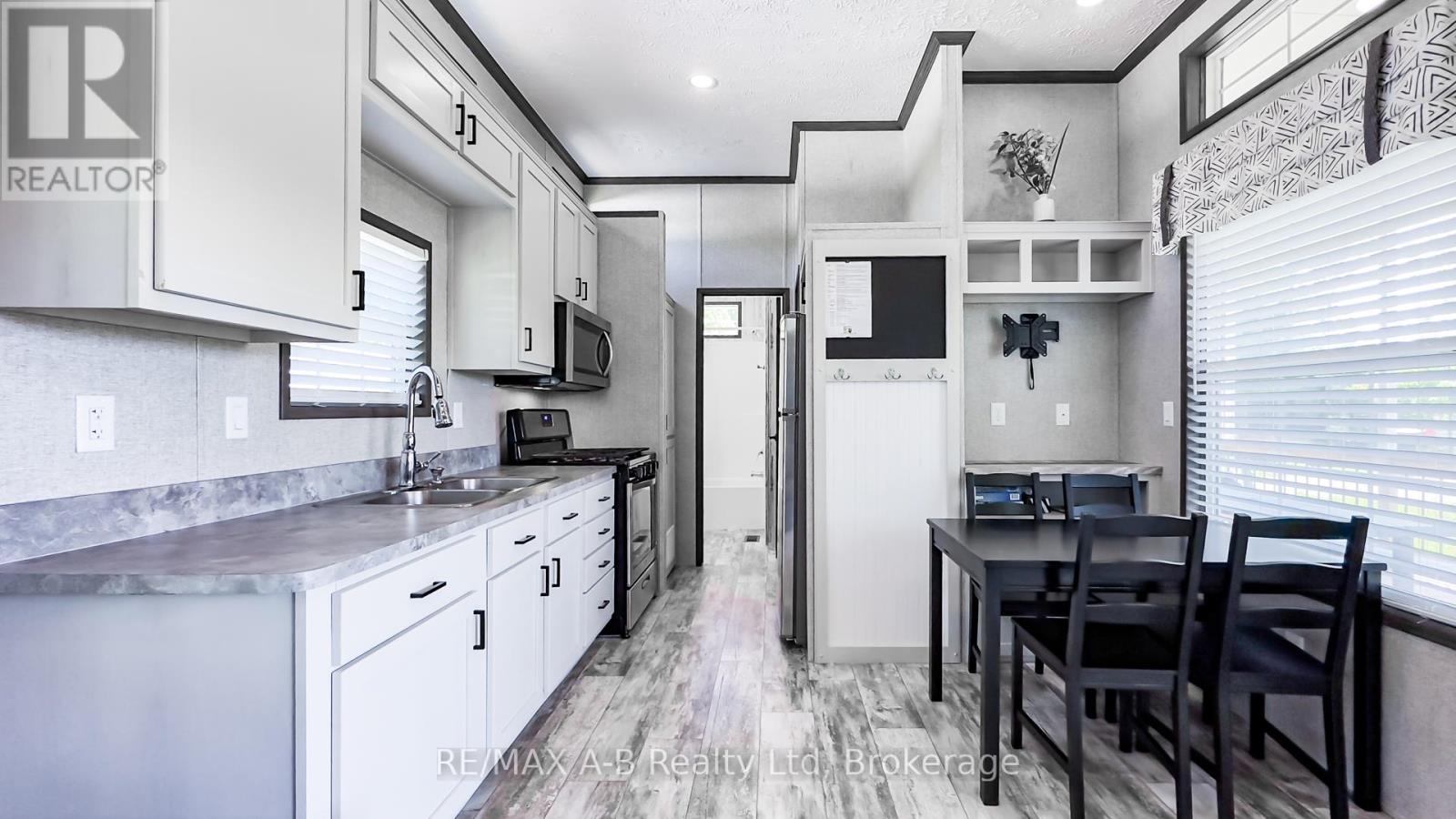 652 - 923590 Road 92 Street, Zorra, Ontario  N0J 1J0 - Photo 7 - X12033925