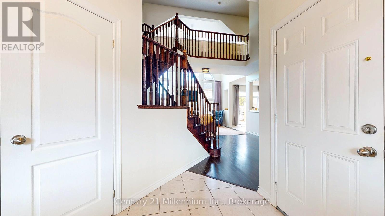 7 Clubhouse Drive, Collingwood, Ontario  L9Y 4Z5 - Photo 10 - S12034270