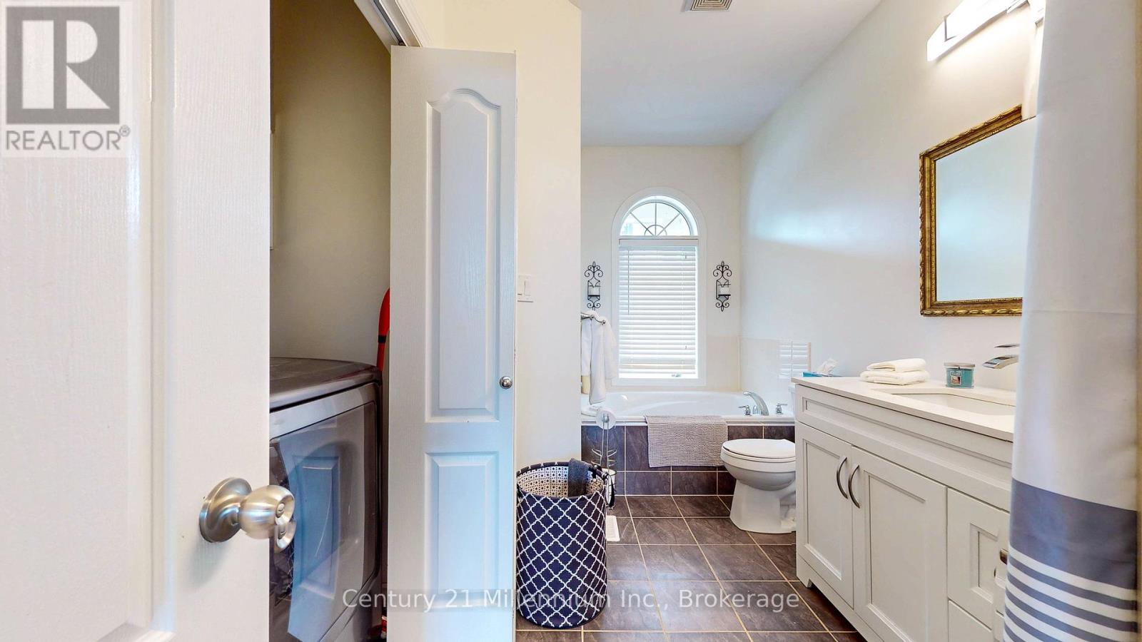 7 Clubhouse Drive, Collingwood, Ontario  L9Y 4Z5 - Photo 32 - S12034270