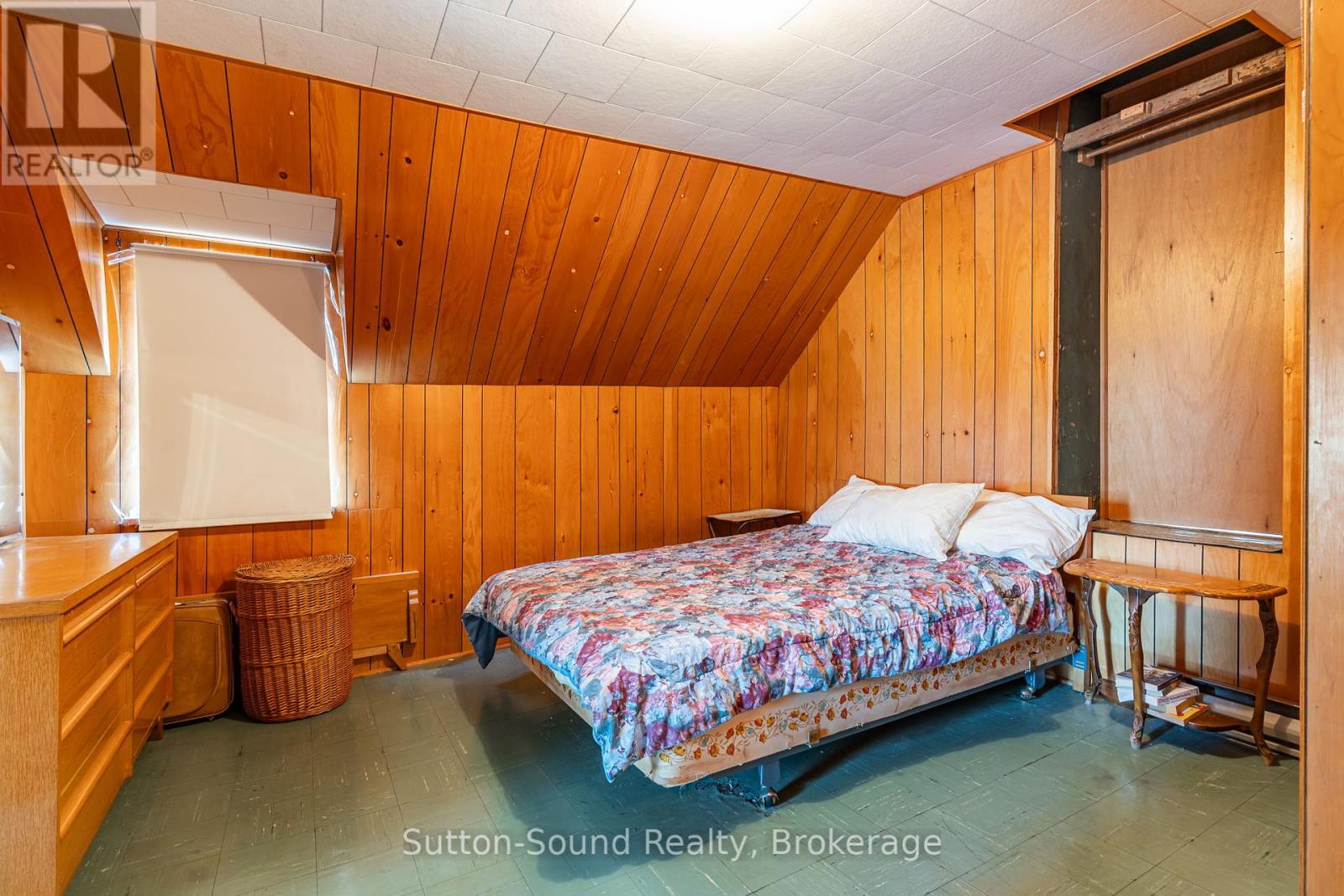 443 And 445 Taylor Street, South Bruce Peninsula, Ontario  N0H 2T0 - Photo 11 - X12034805