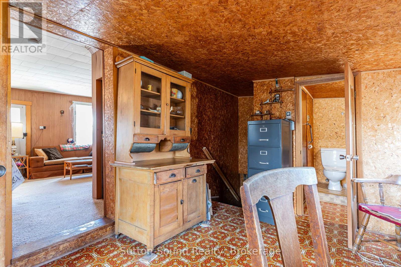 443 And 445 Taylor Street, South Bruce Peninsula, Ontario  N0H 2T0 - Photo 12 - X12034805
