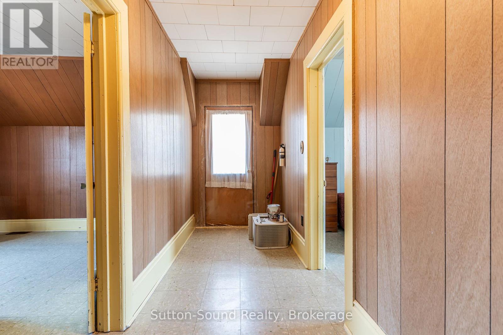443 And 445 Taylor Street, South Bruce Peninsula, Ontario  N0H 2T0 - Photo 17 - X12034805
