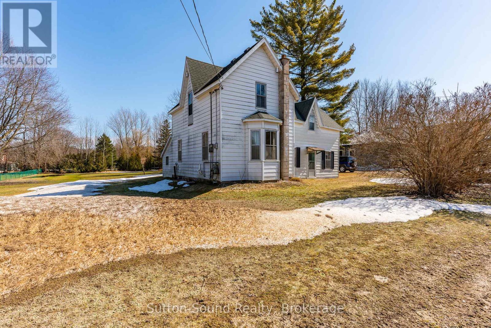 443 And 445 Taylor Street, South Bruce Peninsula, Ontario  N0H 2T0 - Photo 2 - X12034805