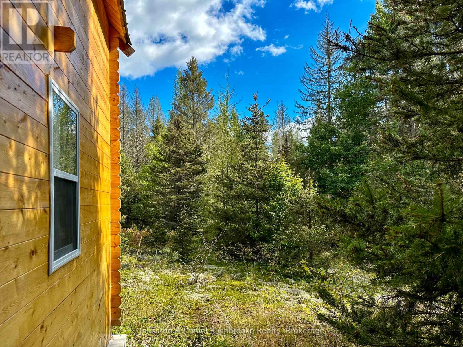 77 Grindstone Road, Magnetawan, Ontario  P0A 1Z0 - Photo 6 - X12035241