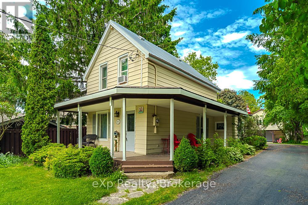 601 Dawson Street, South Bruce Peninsula, Ontario  N0H 2T0 - Photo 2 - X12035392