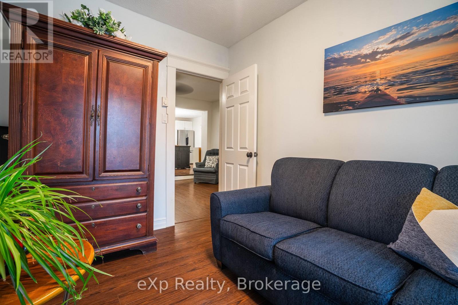 601 Dawson Street, South Bruce Peninsula, Ontario  N0H 2T0 - Photo 22 - X12035392