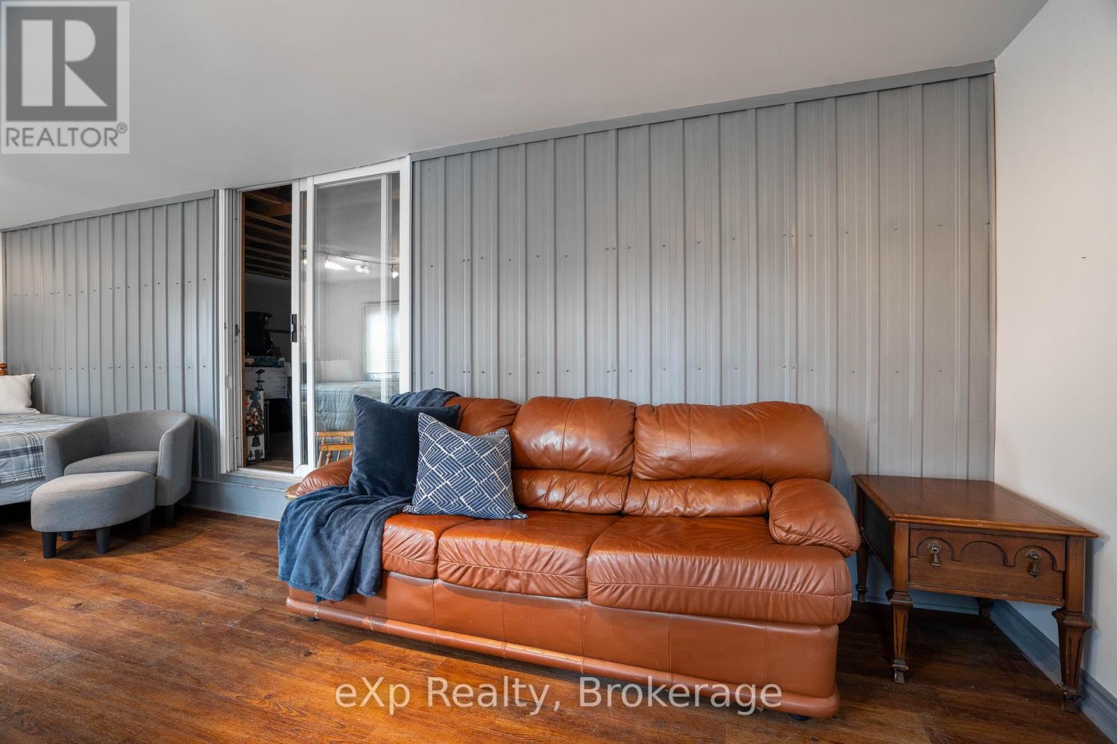 601 Dawson Street, South Bruce Peninsula, Ontario  N0H 2T0 - Photo 35 - X12035392