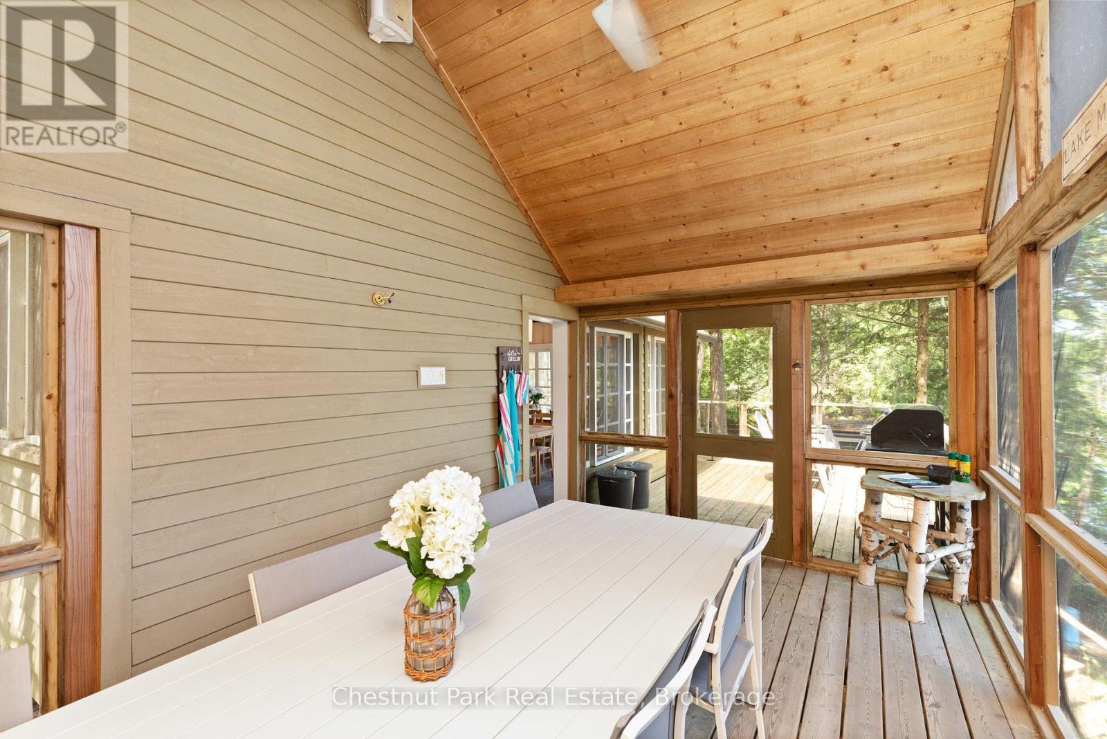 29 Island 26lm, Gravenhurst, Ontario  P1P 1R2 - Photo 12 - X12035465